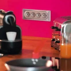 4 prises pré-câblées Céliane aluminium-Legrand Best