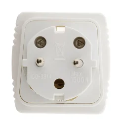 Adaptateur prise voyage France vers UK -^Zenitech Best