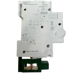 A9l16618 Schneider - Parafoudre Triphasé + Neutre De Type 2 Autoprotégé - 10ka - Report De Signalisation^Schneider Electric