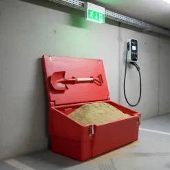 Bac à sable incendie/ à sel de déneigement 100l + grenouillères + pelle-Plast'Up Rotomoulage Clearance