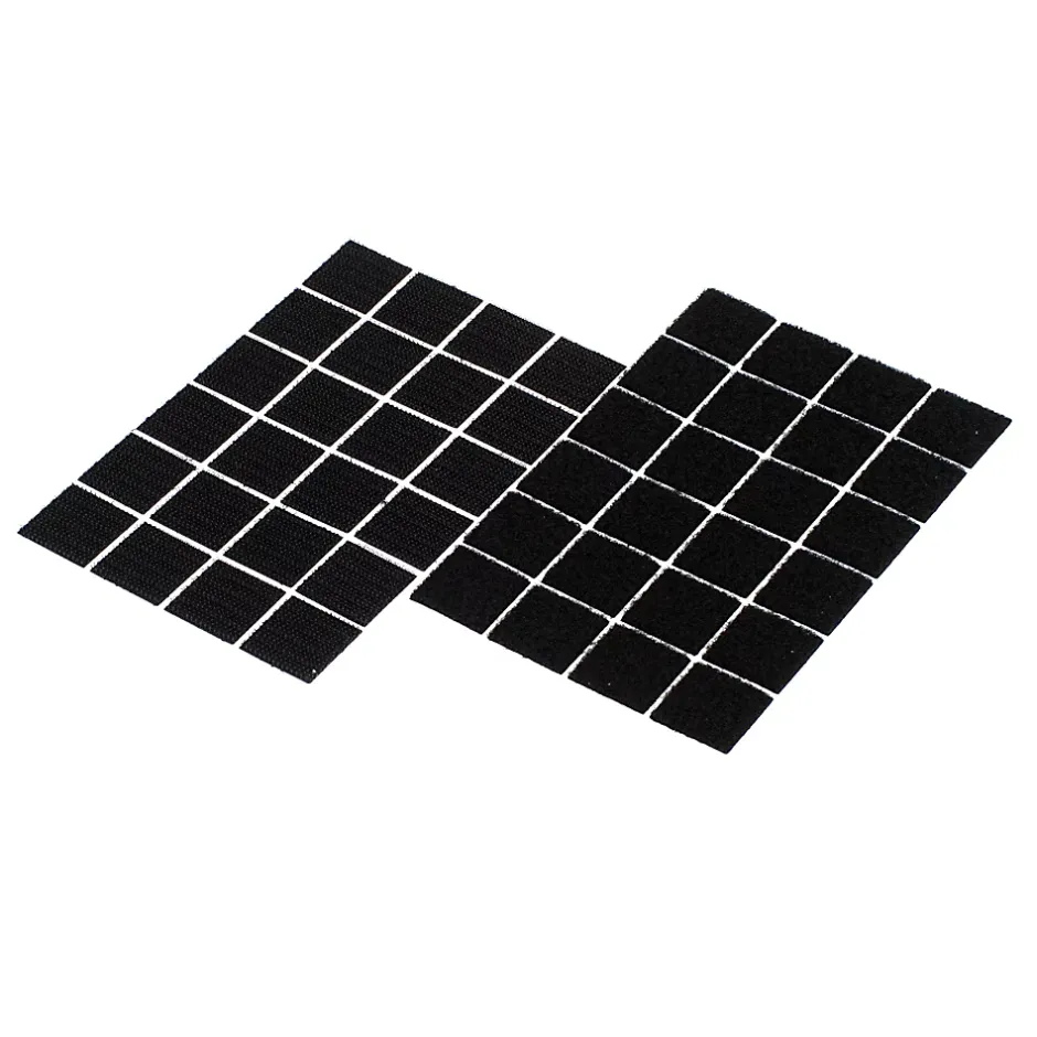 Bande adhésive format carré noir 25 mm - 24 pièces^Diall Discount