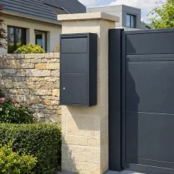 Boîte aux Lettres Murale Gris en acier Galvanisé, Double Ouverture et Serrure Cylindre-Couleurs Du Monde Sale