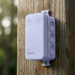 Boîte de dérivation extérieure avec 10 passe-câbles et système de verrouillage 43 x 80 x 40 mm^Diall New