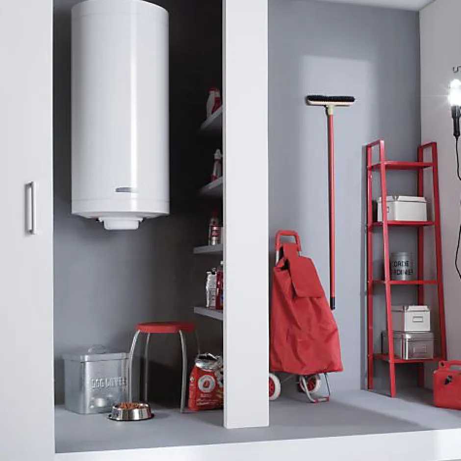 Chauffe-eau électrique blindé INITIO vertical stable 500L - - 3070553^Ariston Sale