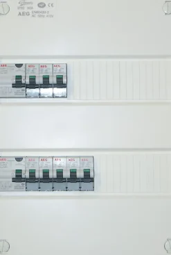 Coffret électrique prééquipé 2 rangées, 26 modules-AEG Sale