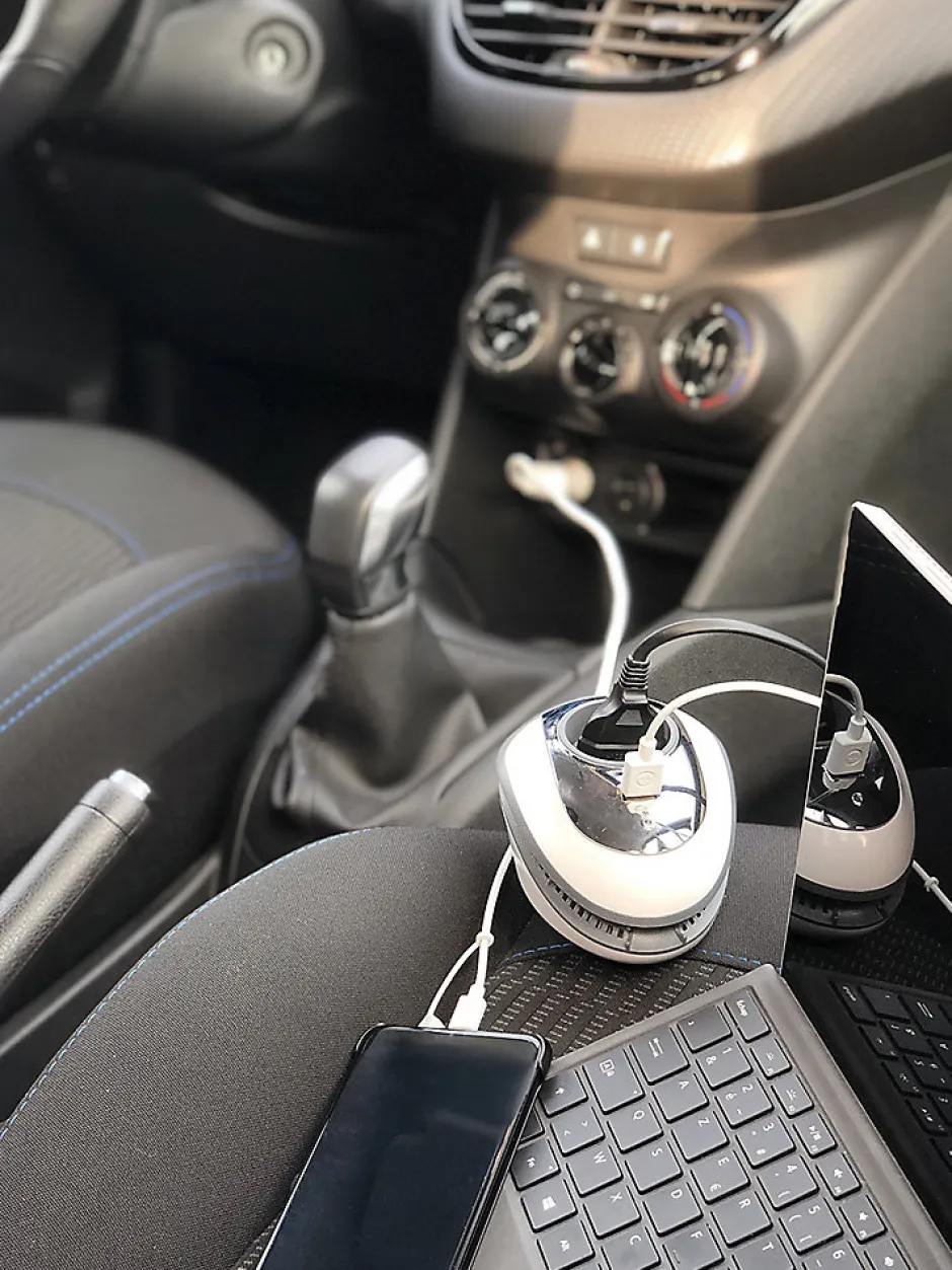 Convertisseur de voiture 12V en 230V 150W^Watt & Co Hot