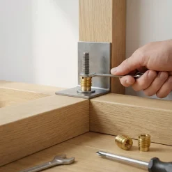 Écrou en laiton 15 x 17 mm. vendu par 4 pièces^Diall Online