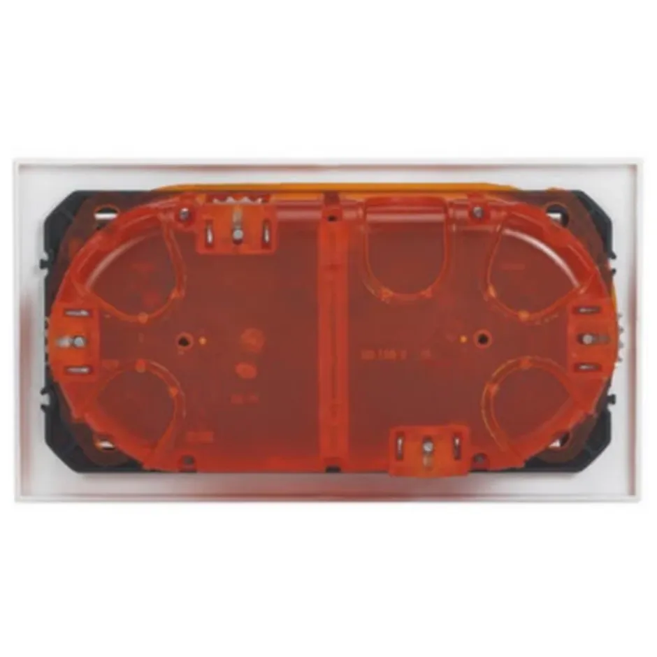 Double prise 2 pôles + terre Dooxie^Legrand Clearance