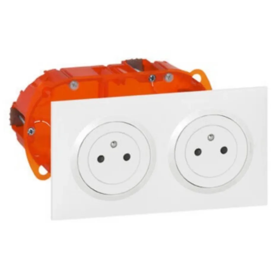 Double prise 2 pôles + terre Dooxie^Legrand Clearance