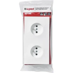 Double prise 2 pôles+terre Neptune^Legrand New