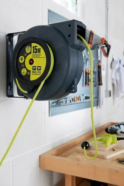 Enrouleur automatique de câble mural H05VVF 3G 1,5mm² 15m-Diall Online