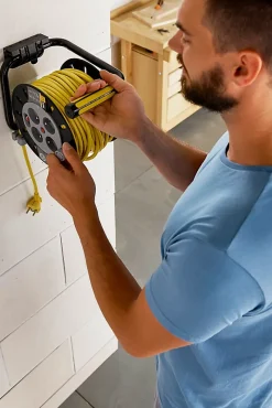 Enrouleur de bricolage HO5VVF 3G1.5mm² 25m^Diall Clearance