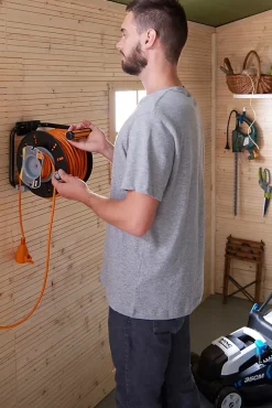 Enrouleur de jardin 47/3M H05VVF 3G1 5mm²^Diall Outlet