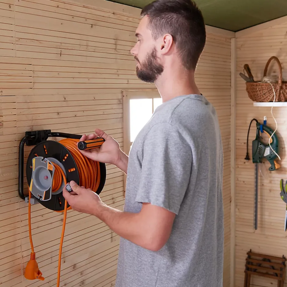 Enrouleur de jardin 22/3M H05VVF 3G1 5mm²^Diall Sale