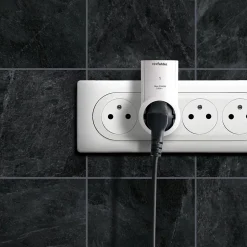 - Lot 2 prises télécommandées 2300W, 30m, PVC, 9,9x5,5 cm^Fishtec Sale