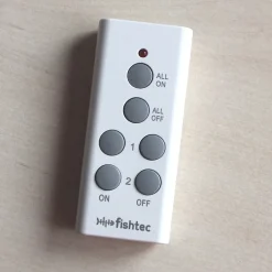 - Lot 2 prises télécommandées 2300W, 30m, PVC, 9,9x5,5 cm^Fishtec Sale