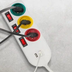 - Multiprise Trio Color - 3 prises avec interrupteurs + 2 ports USB - Câble 1,8 m - 3680W - ABS robuste^Fishtec Discount