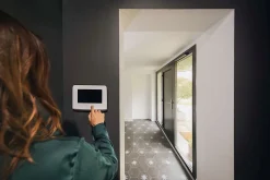 Interphone vidéo connecté V350 Connect^Somfy