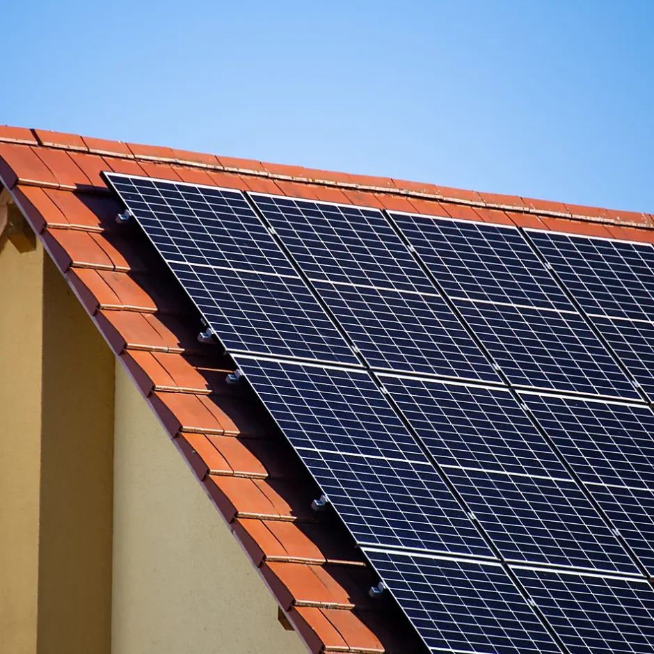 Kit panneau solaire avec fixation tuile plate 1700W^Ultrawatt