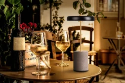 Lampe de table à accu 'SETA' noire hauteur 30 cm en métal et béton, avec LED fixe^Näve Best