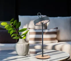 Lampe de table LED à accu magnétique pour l'extérieur et l'intérieur, en métal et plastique gris, hauteur 36 cm^Näve Best