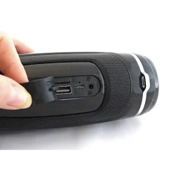 Lampe-torche avec Enceinte intégrée 10W BT noire LightSound^Inovalley