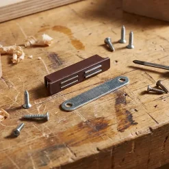 Loqueteau marron à encastrer 6 kg-Diall Discount