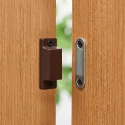 Loqueteau marron 6 kg entraxe 38 vendu par 2-Diall Discount