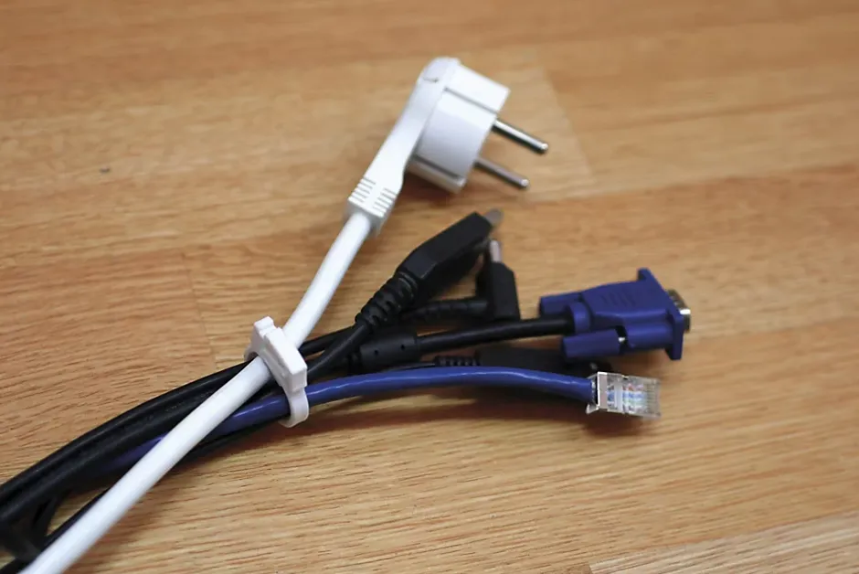 Lot de 6 clips pour cordons et câbles --Zenitech Hot