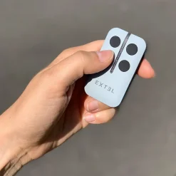 Lot de 2 télécommandes Umii-Extel New