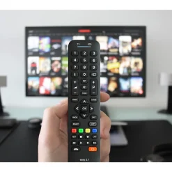 - Télécommande universelle EASY 2.1 pour 1 TV + 1 décodeur TNT SAT ou ADSL- 100% fonctions d'origine - Touches Smart Tv-Meliconi