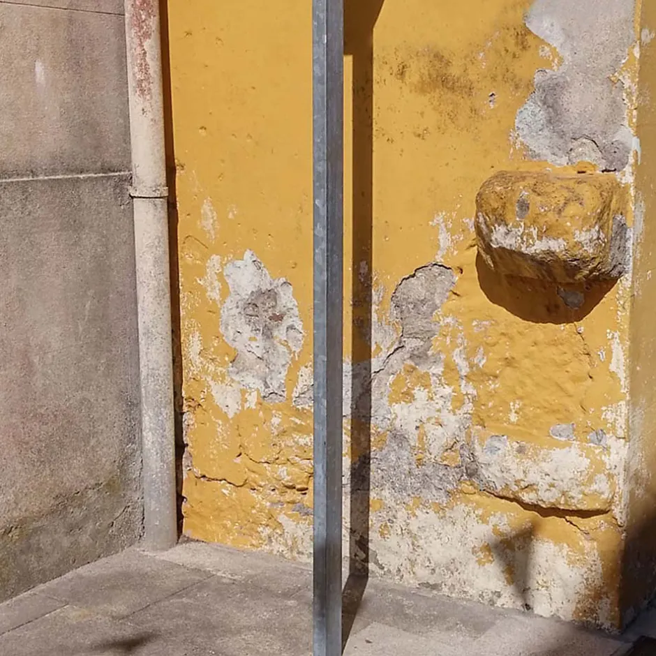 Mortier sec anti-sel (5 kg). Crée une couche isolante sur le mur qui empêche l'apparition de taches de sel causées par l'humidité-Idroless Outlet