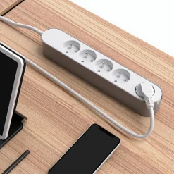 Multiprise 5 prises 1.5 m blanche^Jacobsen Hot