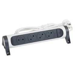 Multiprise 4 prises rotative à fixer blanc et gris 3 m^Legrand Discount