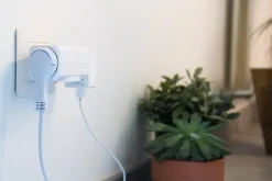 Multiprise triplite 2x16A + 1x6A latérale -^Zenitech Discount