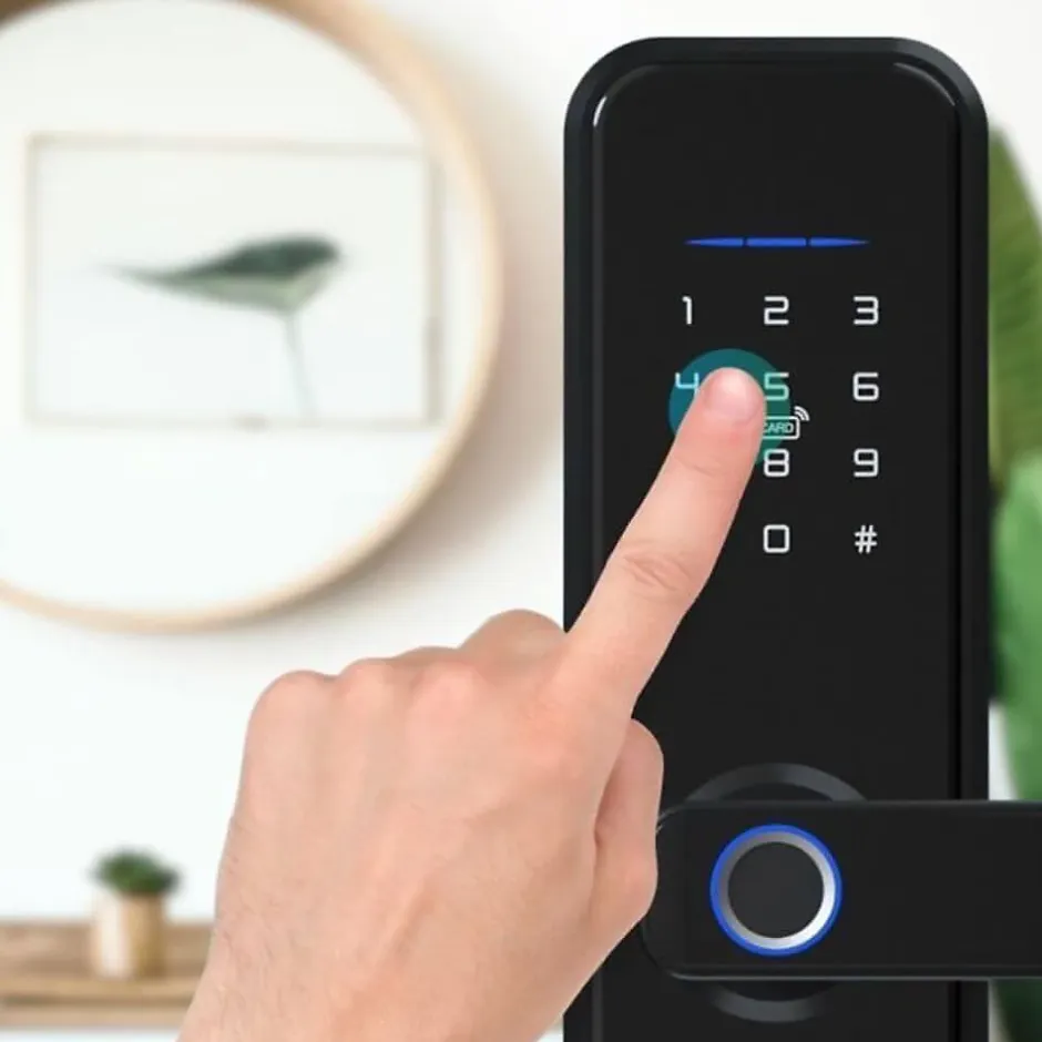 Pack serrure connectée -2 biométrique, code, badge et bluetooth + passerelle wifi^LOCKY Hot