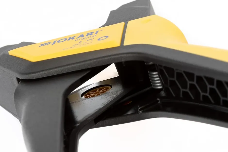 Pince à dénuder automatique pour câble de Ø6 à 16 mm^Jokari Best