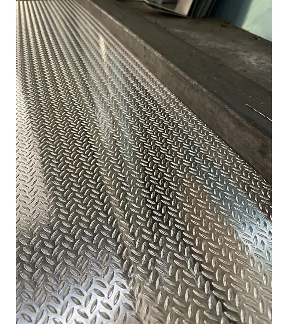 Plaque Aluminium Grain de riz, ép. 1/2mm, Hauteur 15cm x Largeur 100cm-Alucouleur Sale