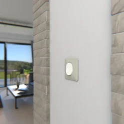 Plaque de finition 1 poste Ovalis S320702A coloris sauge l.87 x P.10 x H.87 mm^Schneider Electric Outlet