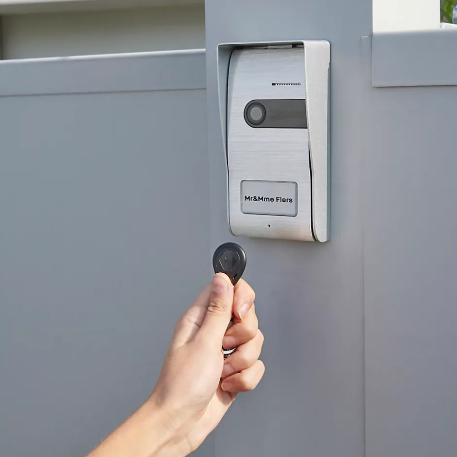 Platine de rue extérieure filaire avec caméra Jelbi + 3 badges-Blyss Sale