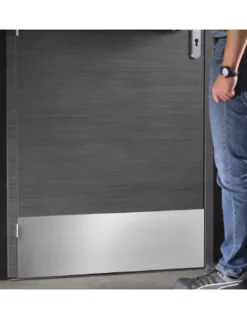 Plinthe de bas de porte, inox brossé, 250x730 mm, avec adhésif --Thirard Online