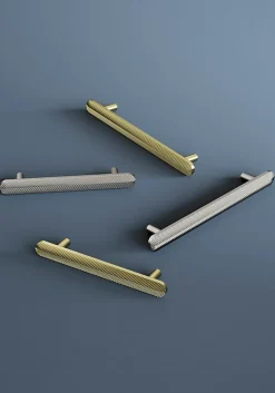 Poignée de meuble arrondi Garlan aluminium effet laiton satin doré l.136mm x l.15mm x H. 27mm entraxe 96mm^GoodHome Best