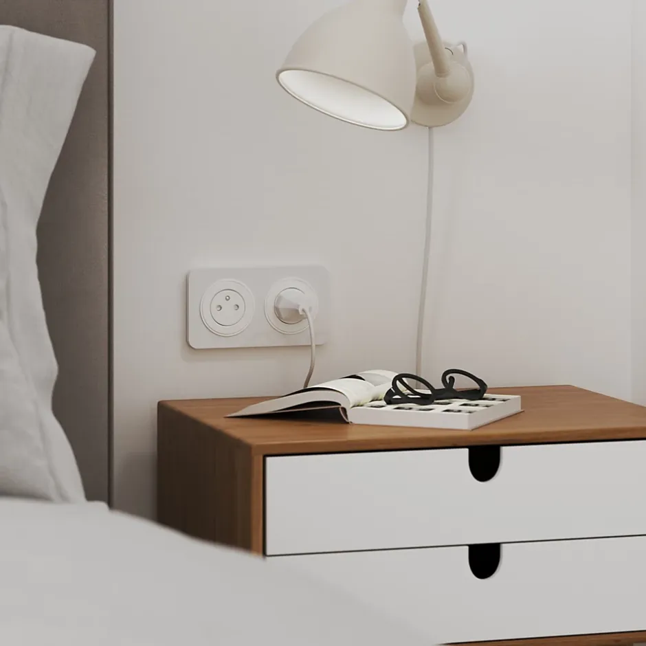 Prise avec terre affleurante en saillie Espen blanc composable-Jacobsen Best