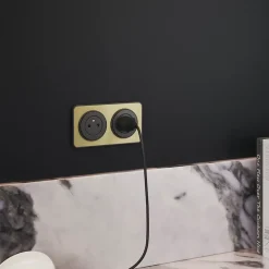 Prise avec terre Espen noir à composer + 1xUSB-A + 1xUSB-C^Jacobsen New