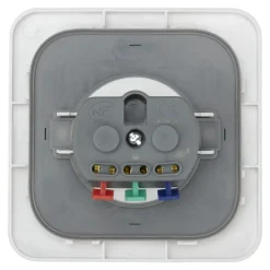 Prise avec terre étanche Kennet blanc complet^Jacobsen