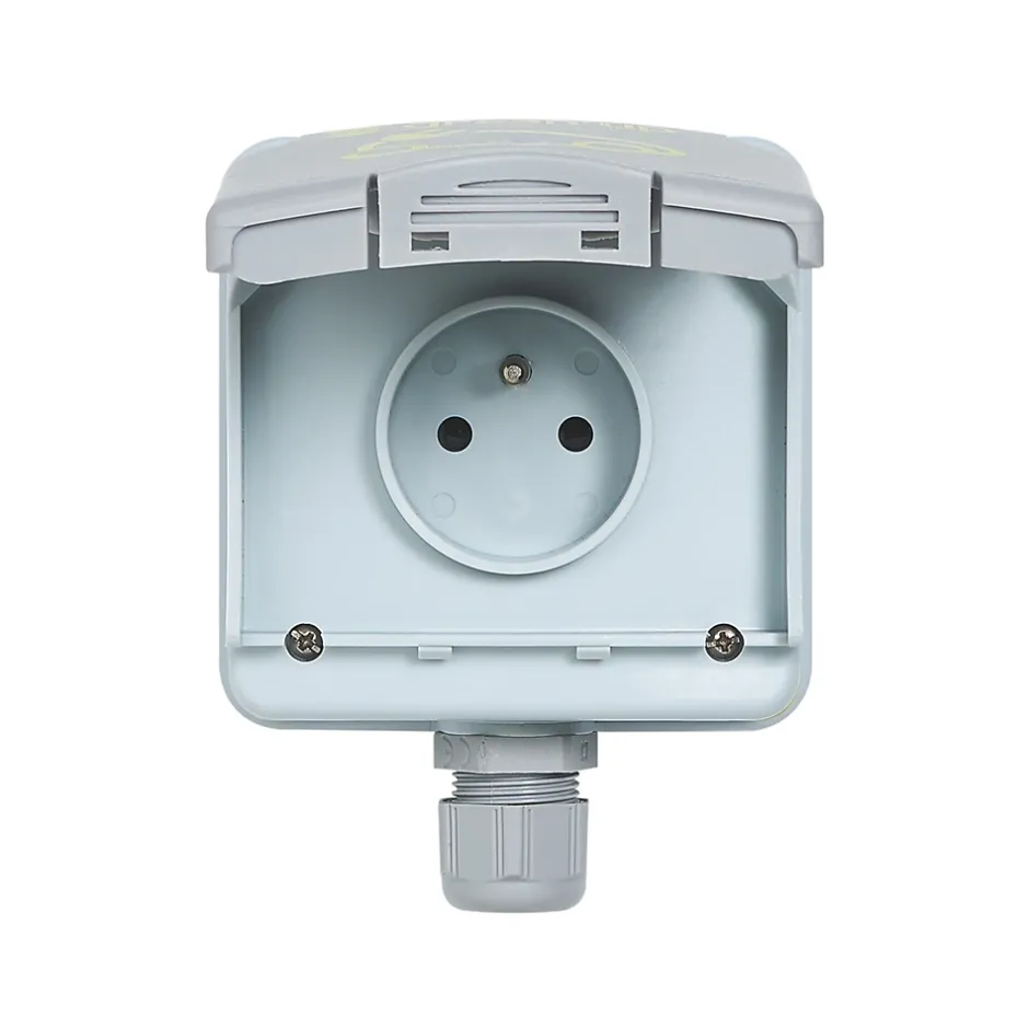 Prise de courant étanche + disjoncteur Green'up pour véhicule électrique-Legrand Best