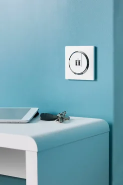 Prise double USB-A Dooxie blanc carrée^Legrand Discount