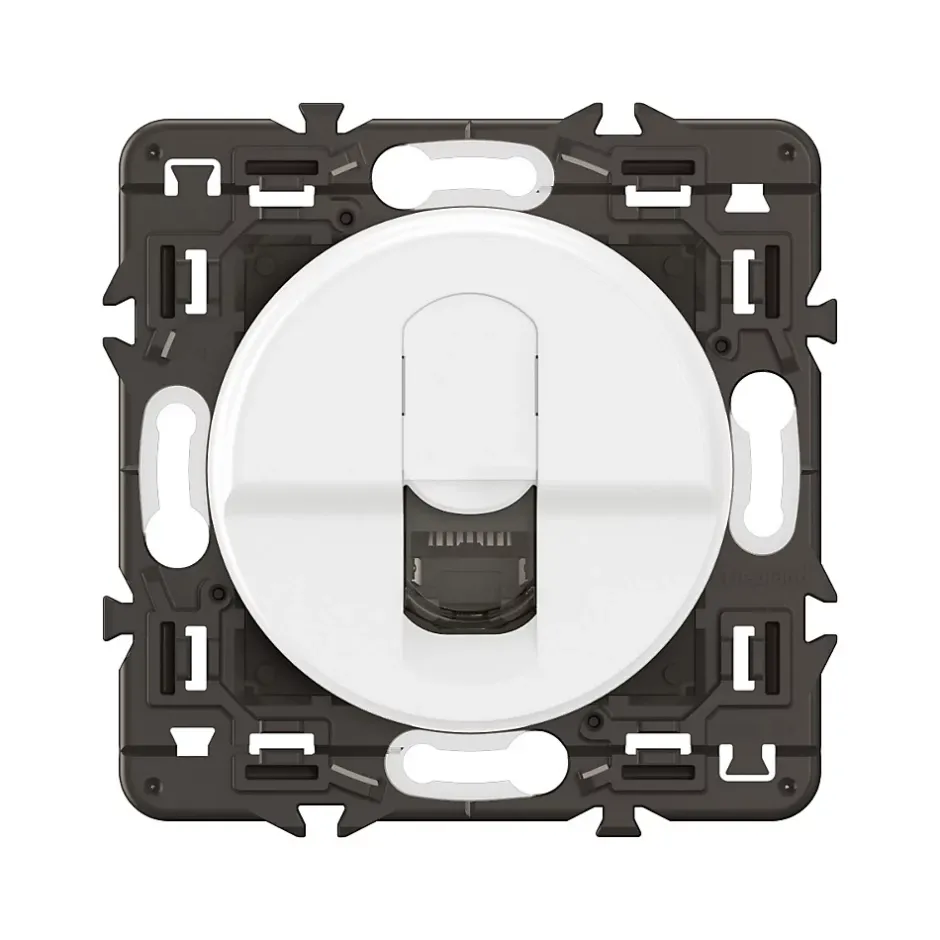 Prise RJ45 Céliane téléphone et informatique FTP catégorie 6 blanc-Legrand Discount