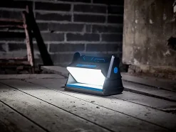 Projecteur de chantier sur batterie 3000 lumens-Erbauer Clearance