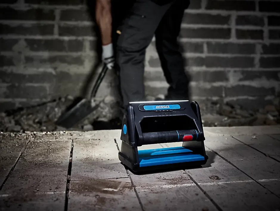 Projecteur de chantier sur batterie 1000 lumens^Erbauer Clearance